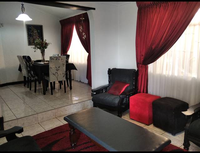 4 BEDROOM HOUSE FOR SALE IN NORTHDALE